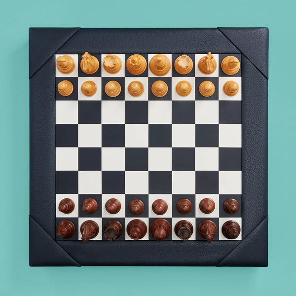 The James Experience: How to Play in Style and Master the Classics of Chess and Checkers